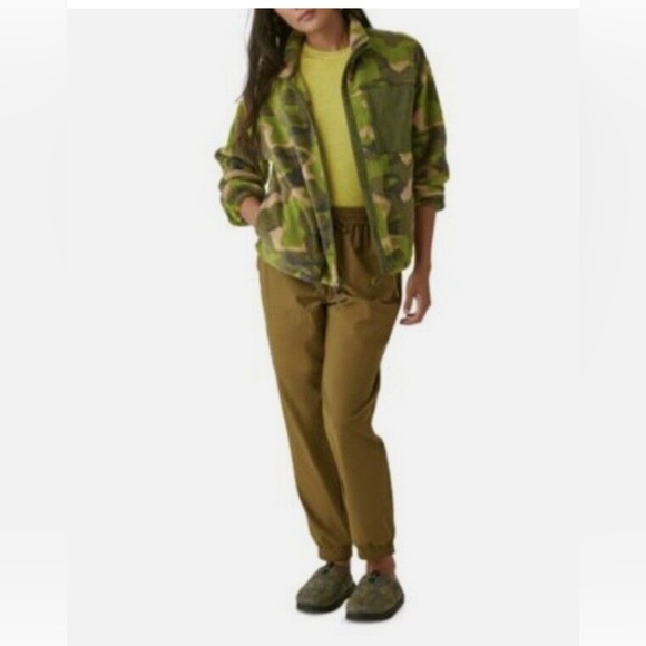 Bass Outdoor Women's Coastal Sherpa Zip-up Camo Jacket green Fleece Warm - Picture 2 of 7